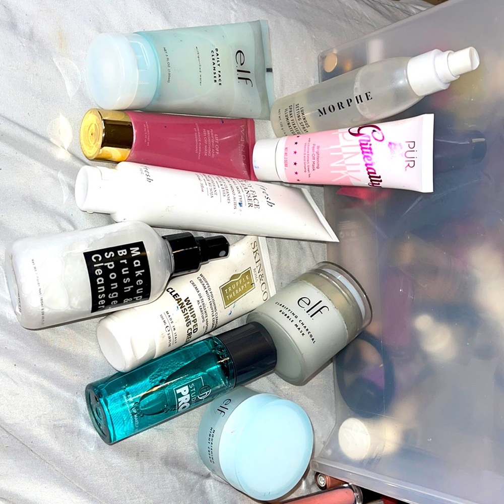 FACE PRODUCTS
